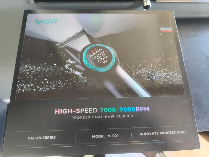 Vendo máquina de cortar cabelo profissional