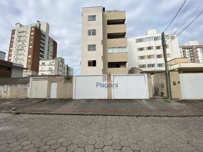 Apartamento com 1 dormitório para alugar, 30 m² por R$ 1.497,50/mês - Passa Vinte - Palhoç