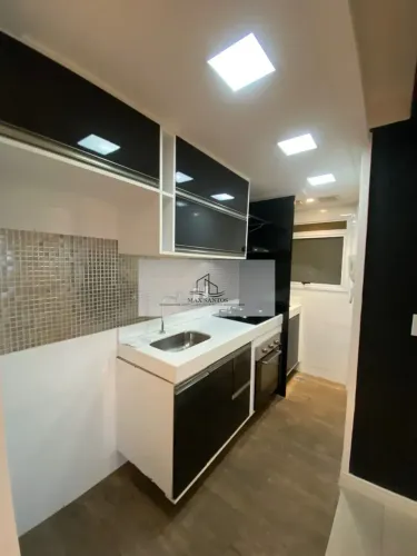 Apartamento reformado de 1 quarto no Edificio Maggiore, Centro