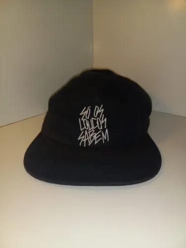 Boné five panel Só os Loucos Sabem 