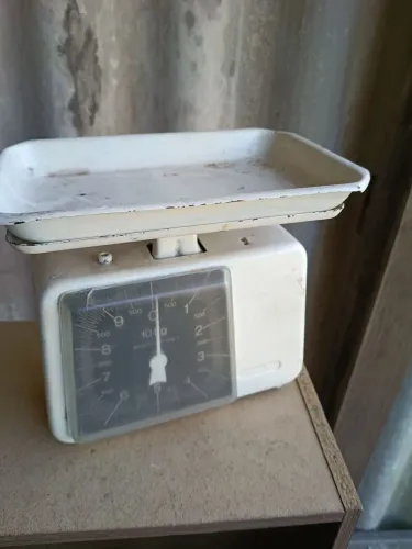 Antiga balança funcionando perfeitamente