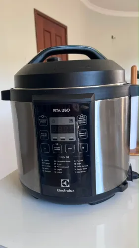 Panela de pressão elétrica Electrolux 