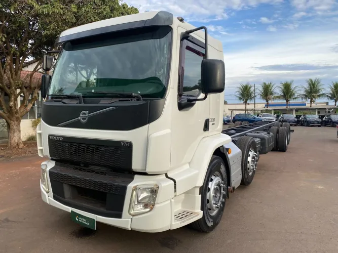 Volvo Vm 330 2021