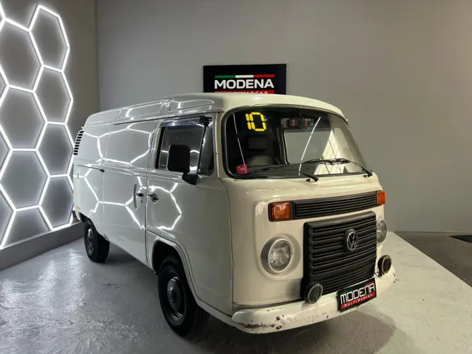 Volkswagen Kombi Furgão 1.4 MI Total Flex 8V 2010