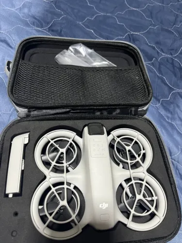 DJI NEO