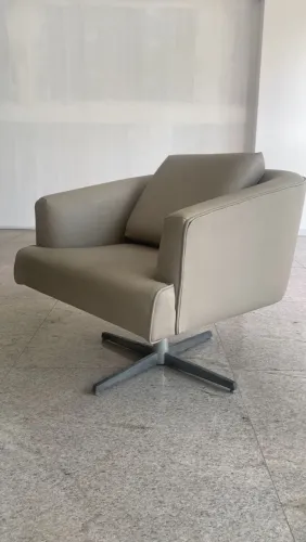 4 Poltronas
