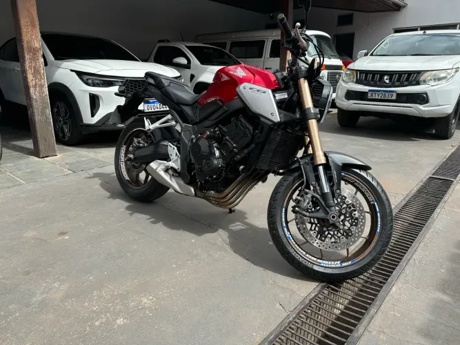 HONDA/CB 650R -