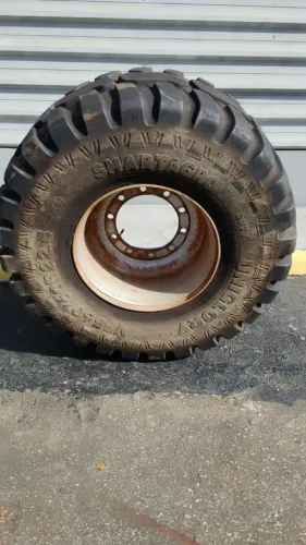 PNEU UNIGLORY VF560/60R22.5 COM RODA E VALVULA