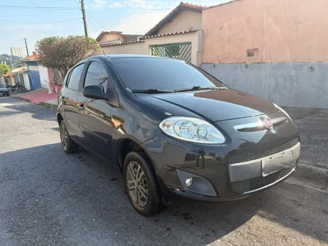 Fiat Palio Attractive 1.0 EVO Fire Flex 8V 5P 2012