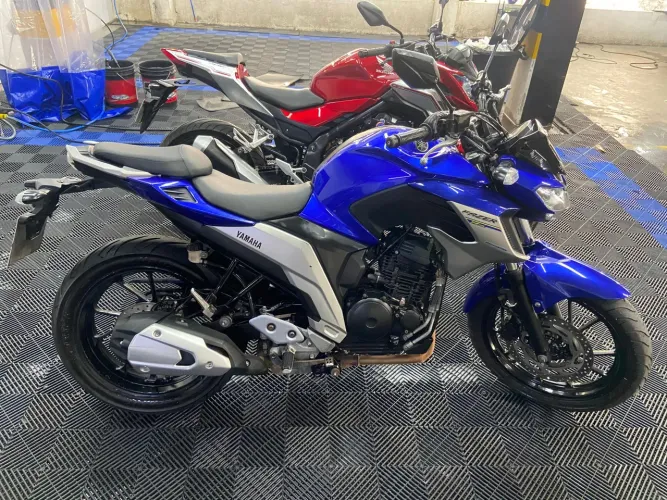 Fazer 250 20/20