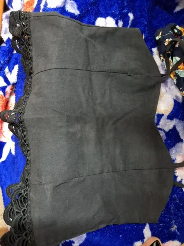 Roupas femininas usadas para doação