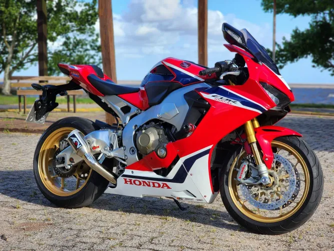 HONDA CBR1000RR FIREBLADE SP