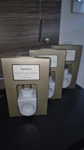 Difusor Aromatizador Elétrico de Porcelana Via Aroma
