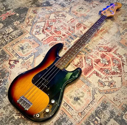 Fender Precision Bass mexicano