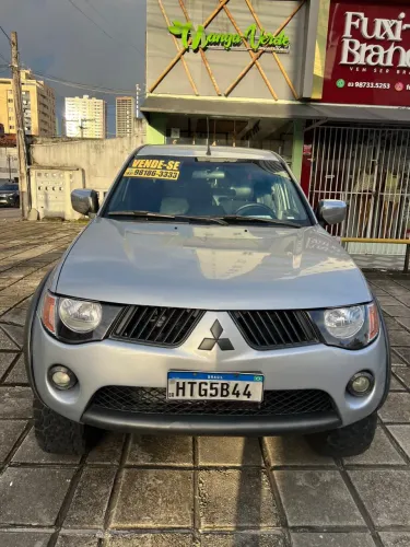 Mitsubishi L200 Triton HPE 3.2 CD TB Int.diesel AUT 2009