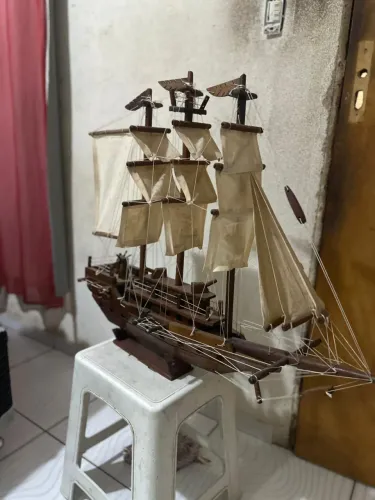 Barco Decorativo de Madeira / Caravela Rústica