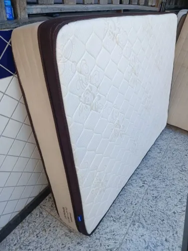 Colchão Queen Ortobom luxo, Aceito cartão e entrego