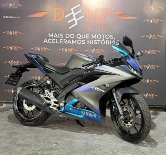 YAMAHA R15 150 ANO 2025 ÚNICO DONO 8.500 KM