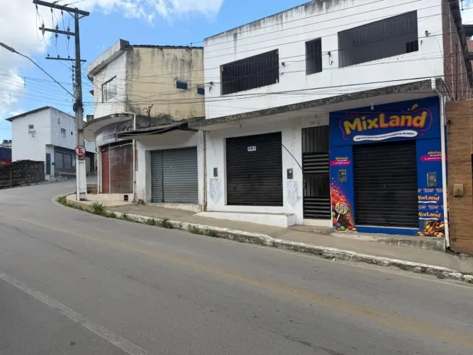Aluga-se ponto comercial