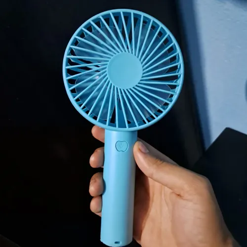 Mini Ventilador Portátil 3 Velocidades - Leve e Prático