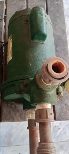 Vendo bomba de sucção com defeito. Valor R$ 250