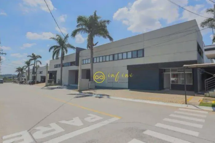 Galpão Comercial à venda, 1300 m² por R$ 3.300.000 - Iporanga - Sorocaba/SP