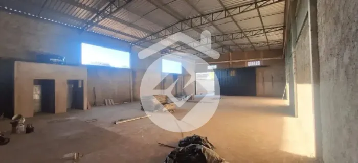 Galpão para locação - 360m² - Presidente Roosevelt - Uberlândia/MG