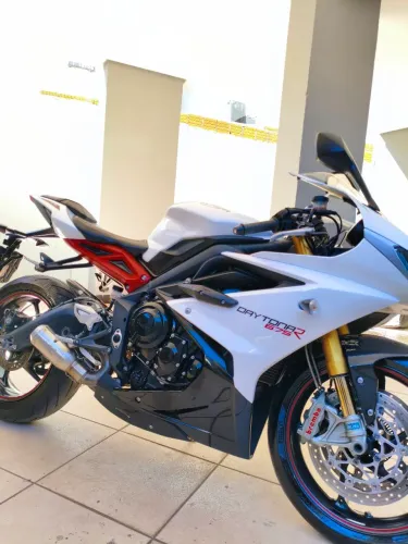 Daytona 675R 2016