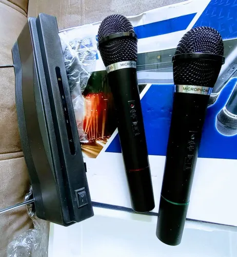 Microfone duplo sem fio, novo nunca usado 