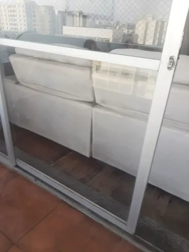 Precisamos de um ajudante prático com moto 