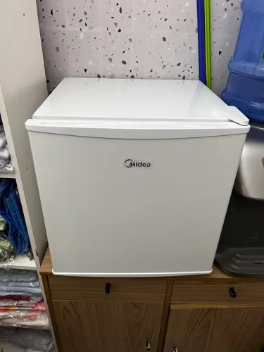 Frigobar midea 45l