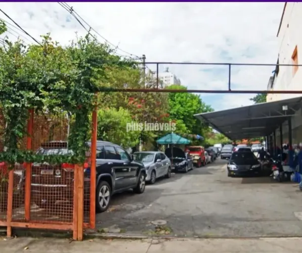 Terreno à venda e locação na Avenida Morumbi 700m²