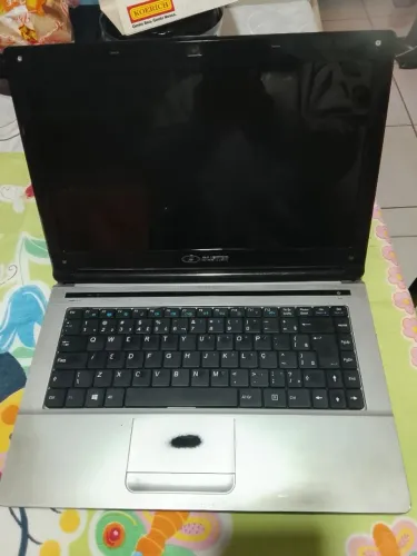 Notebook Buster HBNB 1403 - Não Liga (Peças ou Conserto)