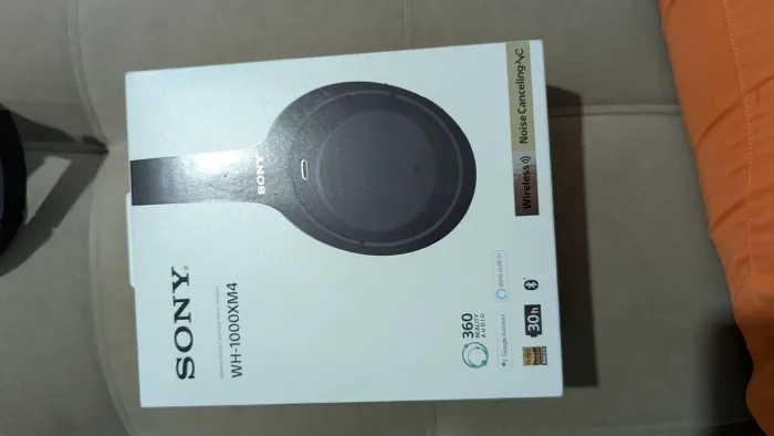 Sony WH-1000XM4 original em estado de novo