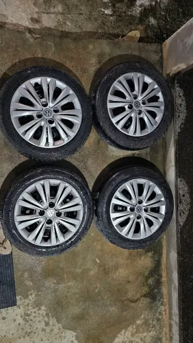 Rodas 14 completas com pneus novos