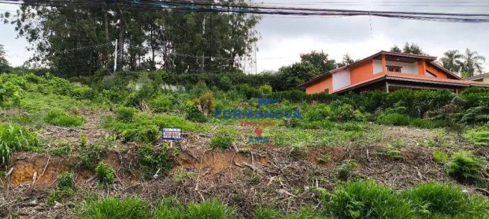 Terreno à venda em Condomínio Fechado com muito verde na Granja Viana