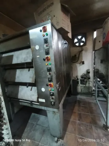 Forno de lastro com 3 câmaras OPORTUNIDADE!