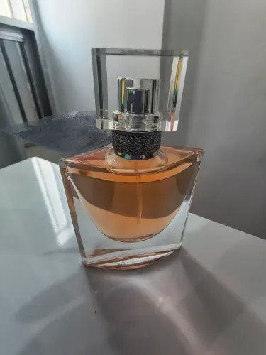 Perfume La Vie Est Belle original