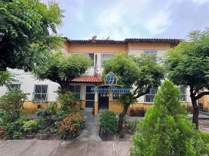 Apartamento com 2 Quartos + Wc Social para alugar, 43 m² por R$ 800/mês - Prefeito José Wa