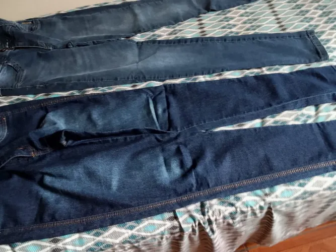 Kit 2 Calças Jeans Cintura Alta Tam 40 - As Duas Por R$60