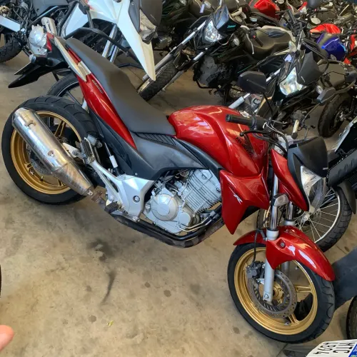 CB 300 2013/14 VERMELHA