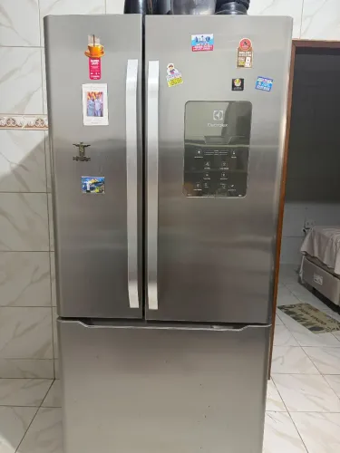 Geladeira Eletrolux DM84X 579 litros inox 3 portas