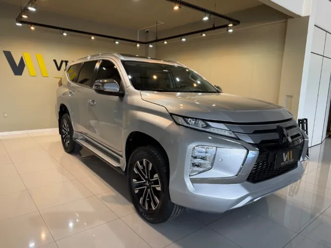 Mitsubishi Pajero Sport HPE 2.5 4X4 Diesel Aut. 2024