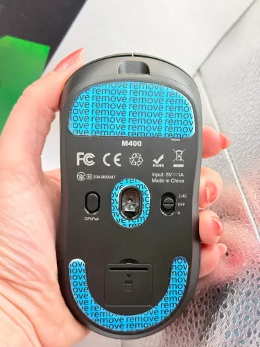 Mouse M 400 preto