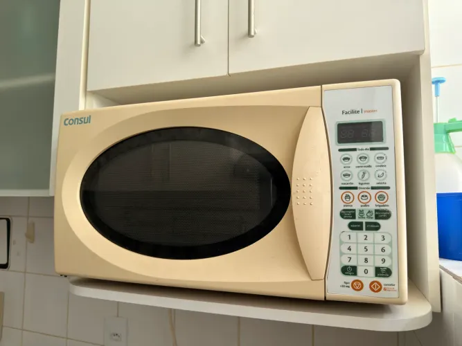 Microondas Cônsul Facilite Master 38L