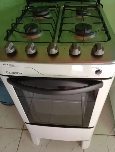 Fogão Esmaltec 4 bocas e forno OK funcionando perfeitamente (FAÇO ENTREGA)