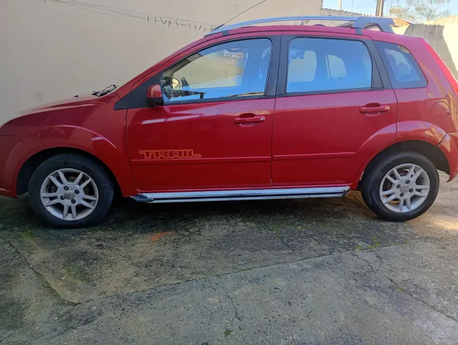 Ford Fiesta Trail 1.6 8V Flex 5P 2008