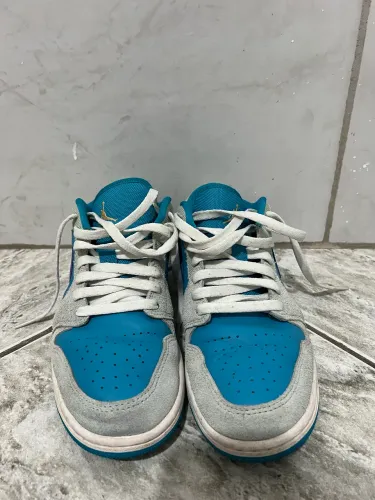 Air Jordan 1 Low SE Grey Blue Purple