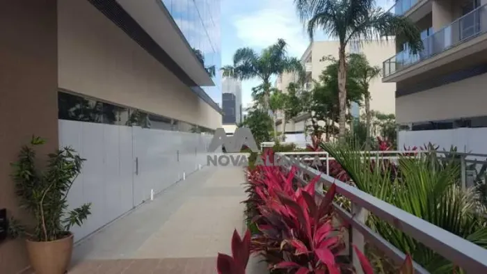 Sala - / Comercial / Barra da Tijuca