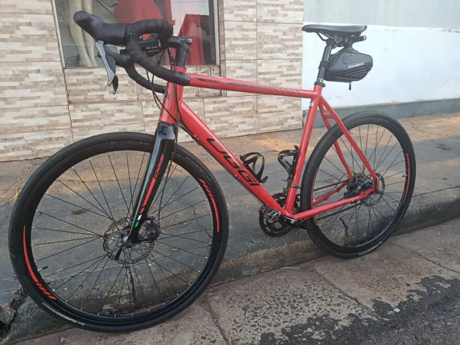 Bicicleta speed Oggi